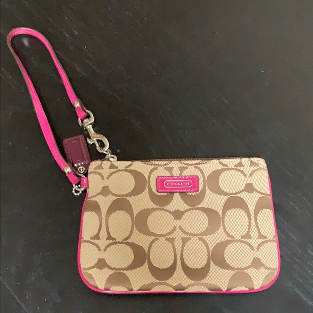 COACH wristlet wallet (never worn)